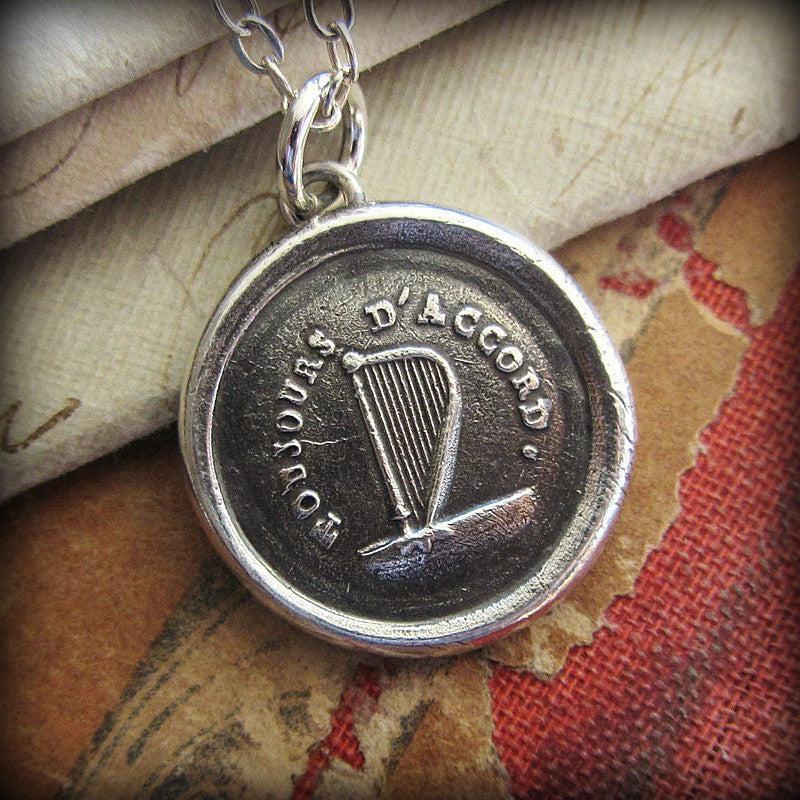 Harp harmony wax seal close