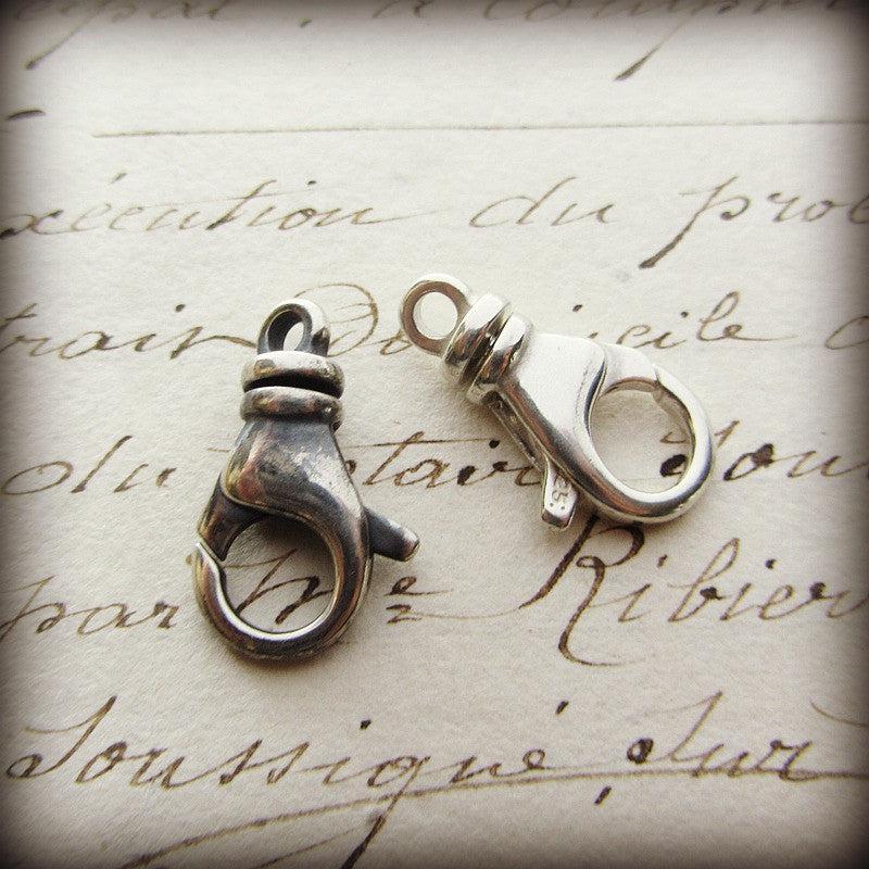 Wax Seal Charm Holder dark on chain