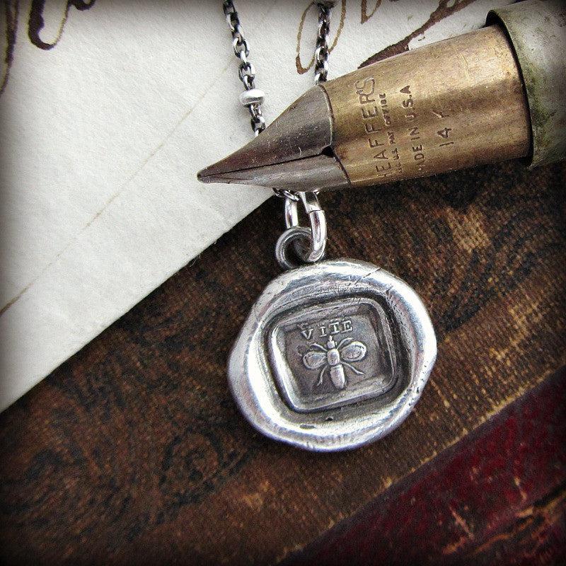 French hone bee wax seal 