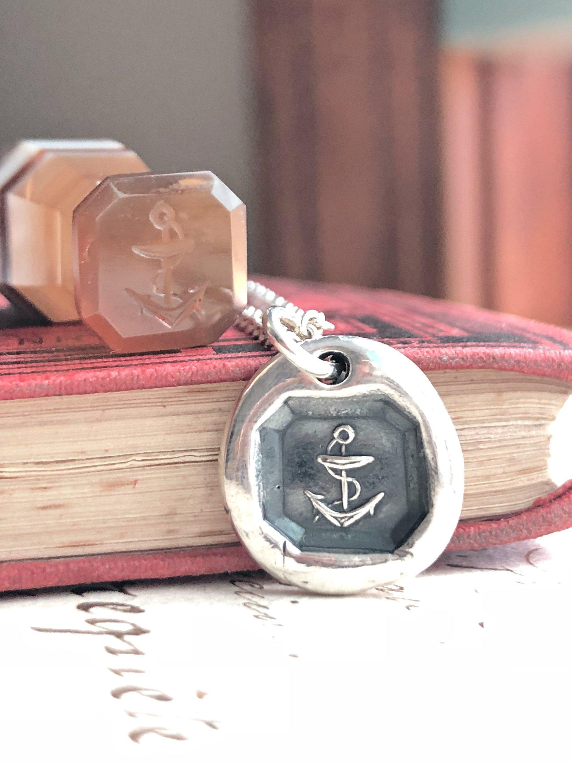 Anchor Necklace with pendant