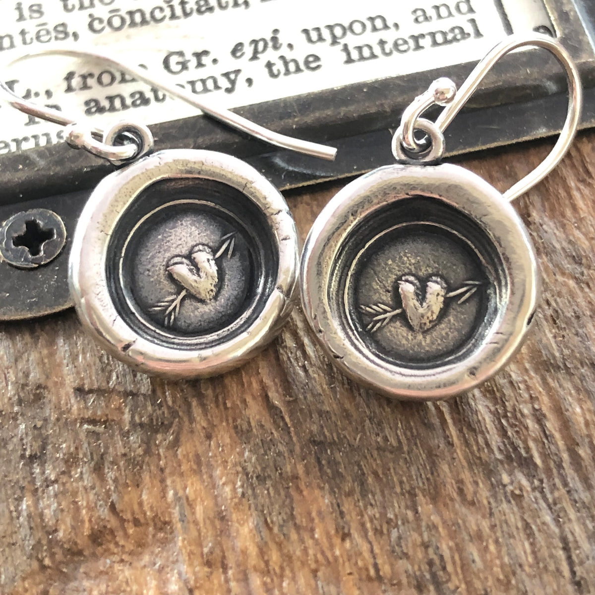 Arrow and hear wax seal earrings