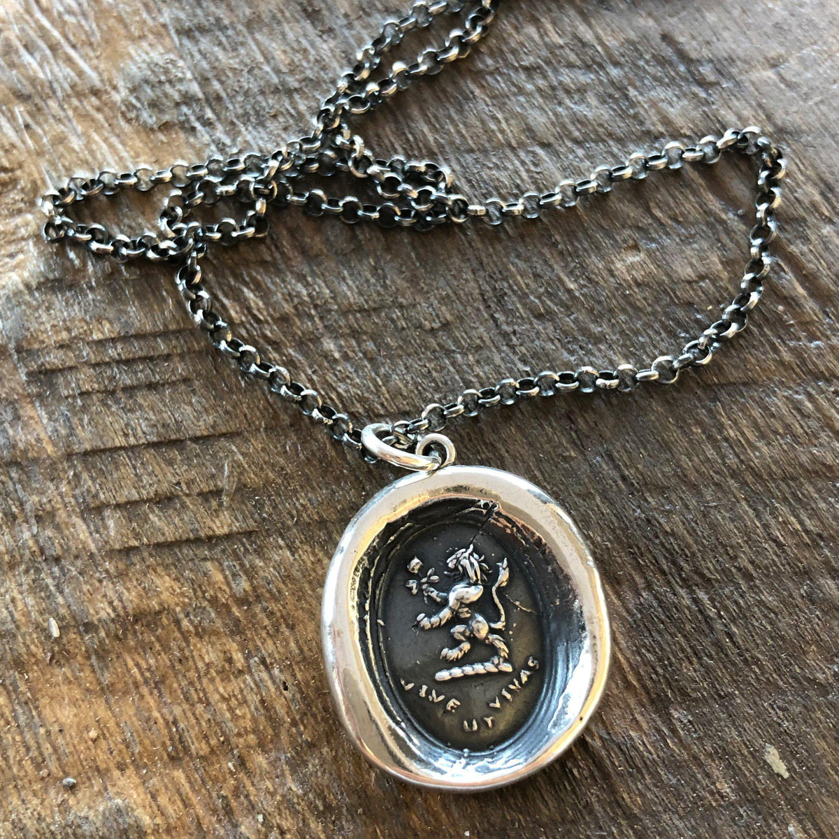 Lion rose wax seal dark chain