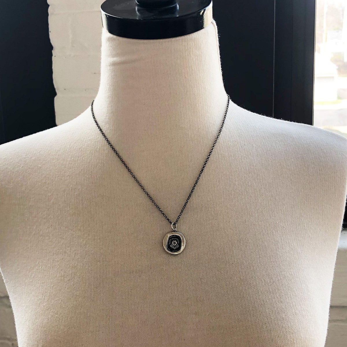 mannequin Flower wax seal